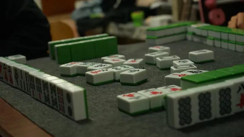 GG扑克出牌技巧_麻将输赢原因_打麻将技巧